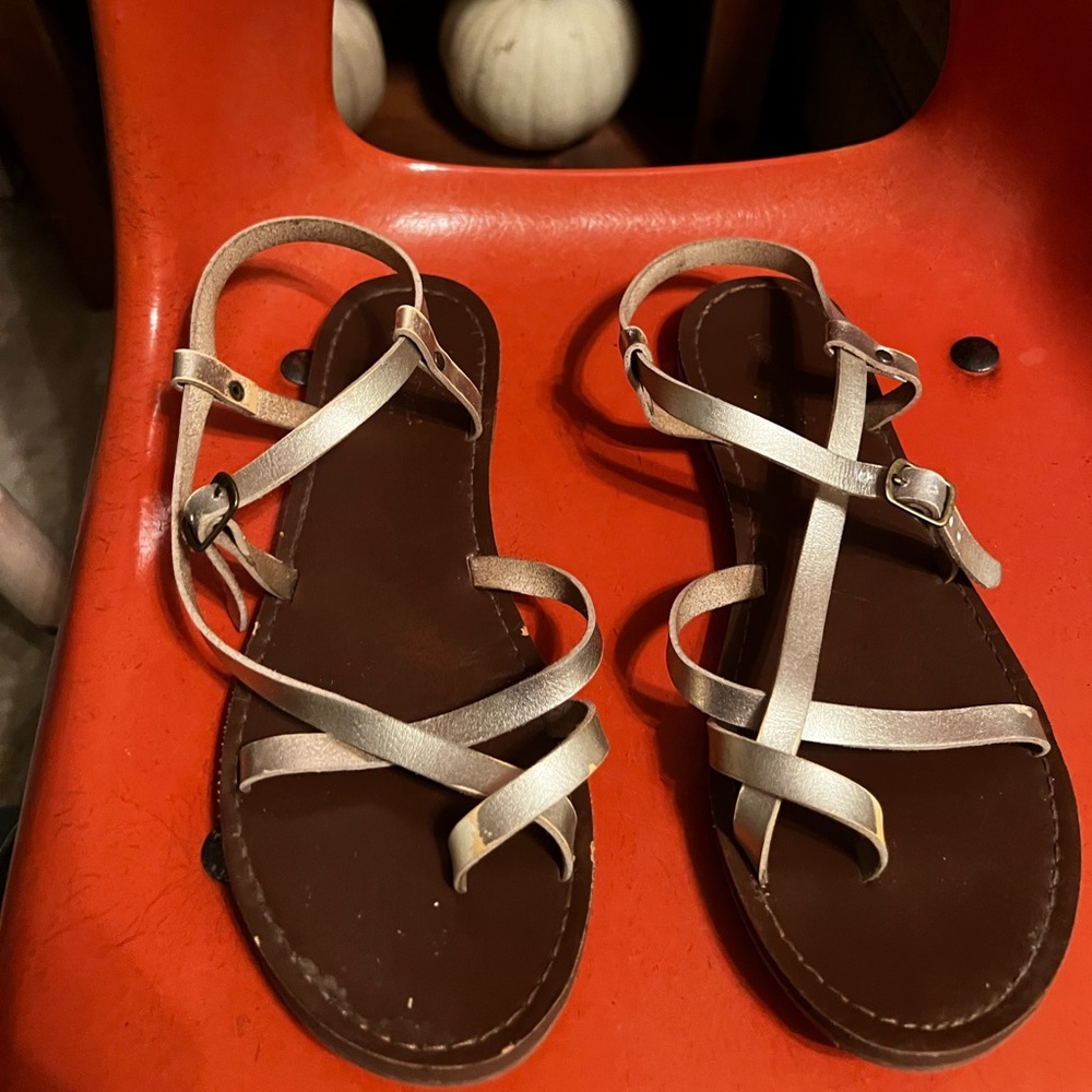 Shiny gold sandals!